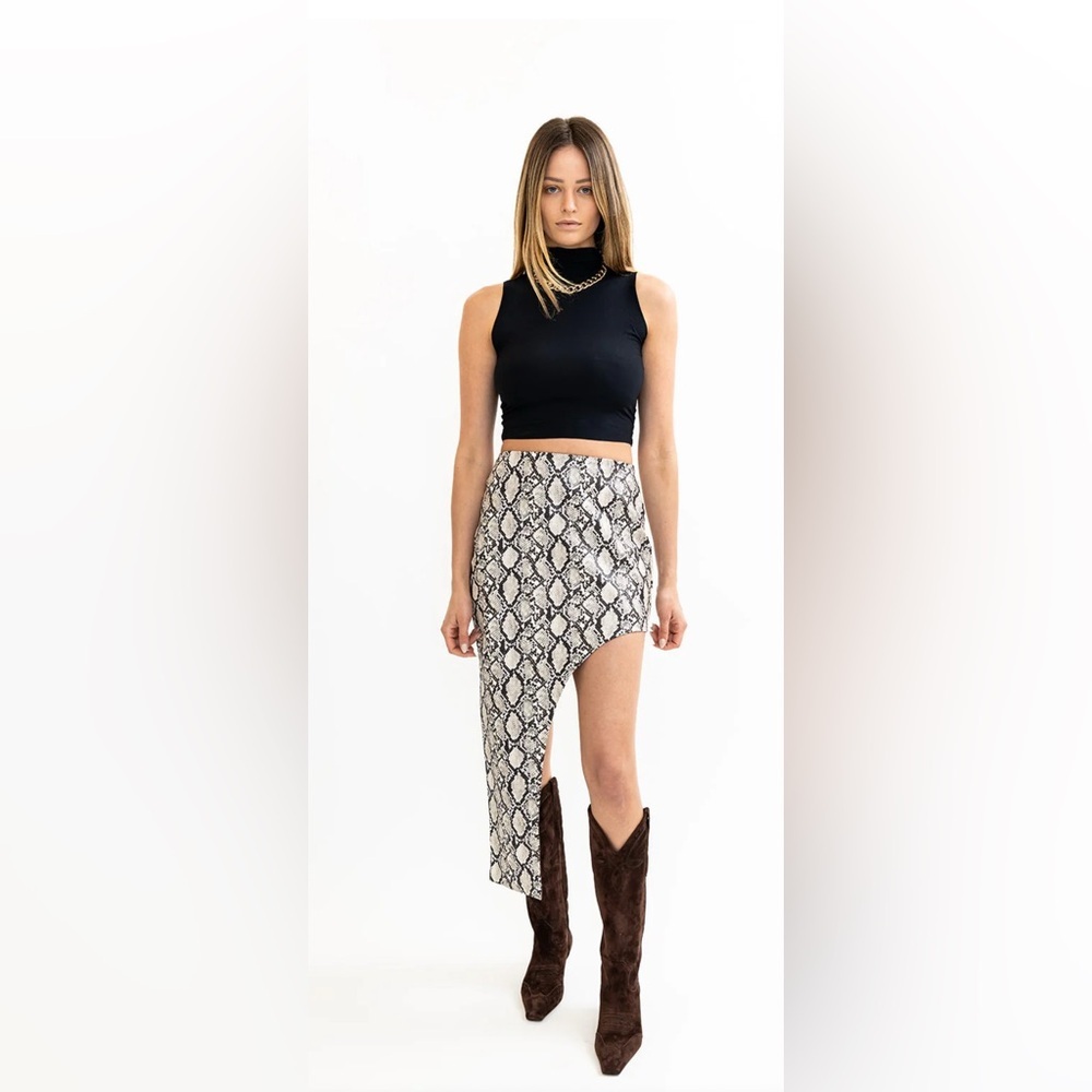 Ronny Kobo Collection Python 🐍 print Asymmetrical Skirt